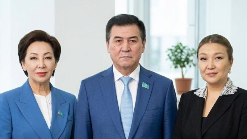 Депутаттар Құрылтай Төрағасының орынбасарларын сайлады