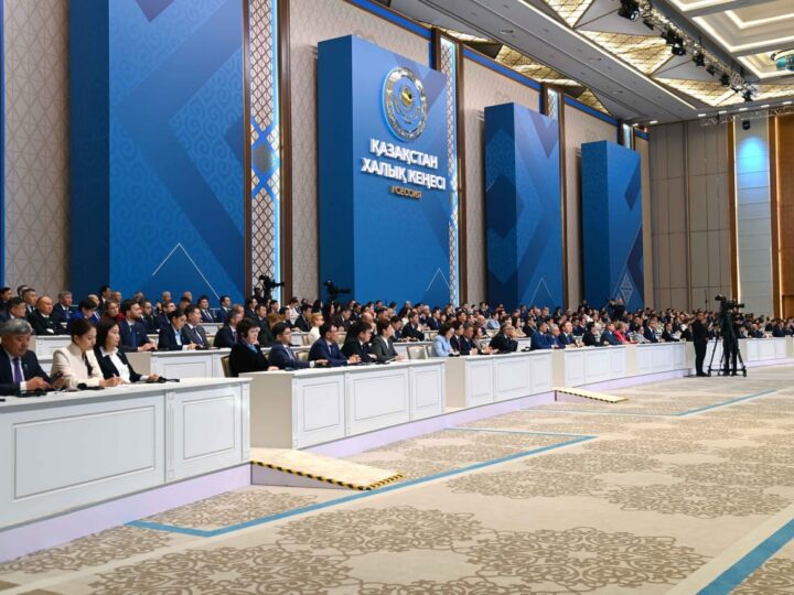 Президент барлық деңгейдегі мәслихатты мерзімінен бұрын таратады