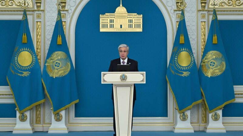 Қасым-Жомарт Тоқаев: «Кітап оқу – жастарды үстірт ойлаудан және ақпарат тасқынына жұтылып кетуден сақтап қалатын рухани қалқан»