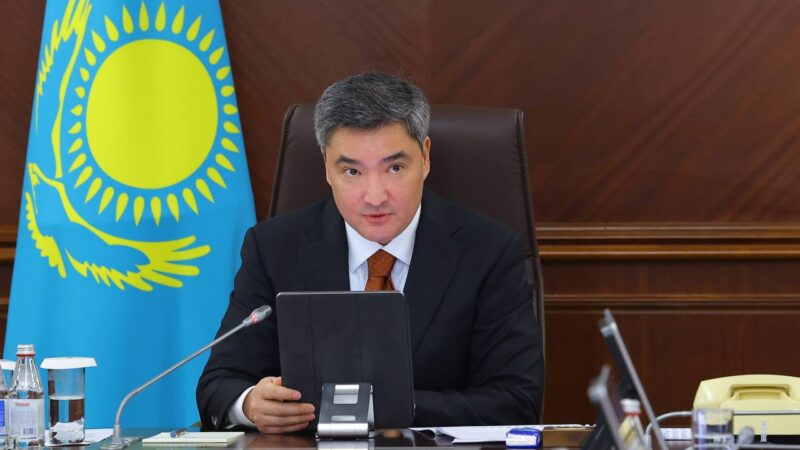 Олжас Бектенов өңір әкімдеріне жылу беру маусымын өткізу жөніндегі өңірлік штабтардың жұмысын қайта жандандыруды тапсырды