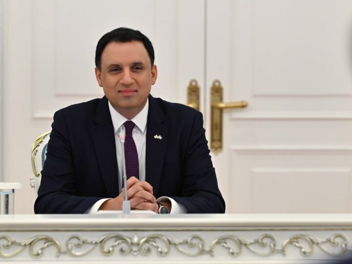 Лорд Сарвар елімізбен стратегиялық серіктестіктің дәйекті түрде ілгерілеп келе жатқанына көңілі толатынын жеткізді