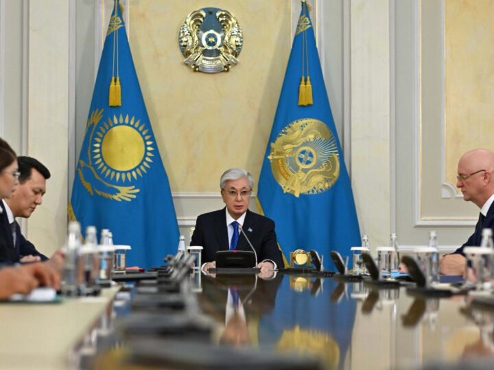 Мемлекет басшысы әскери реформа мәселелері бойынша Қауіпсіздік Кеңесінің отырысын өткізді